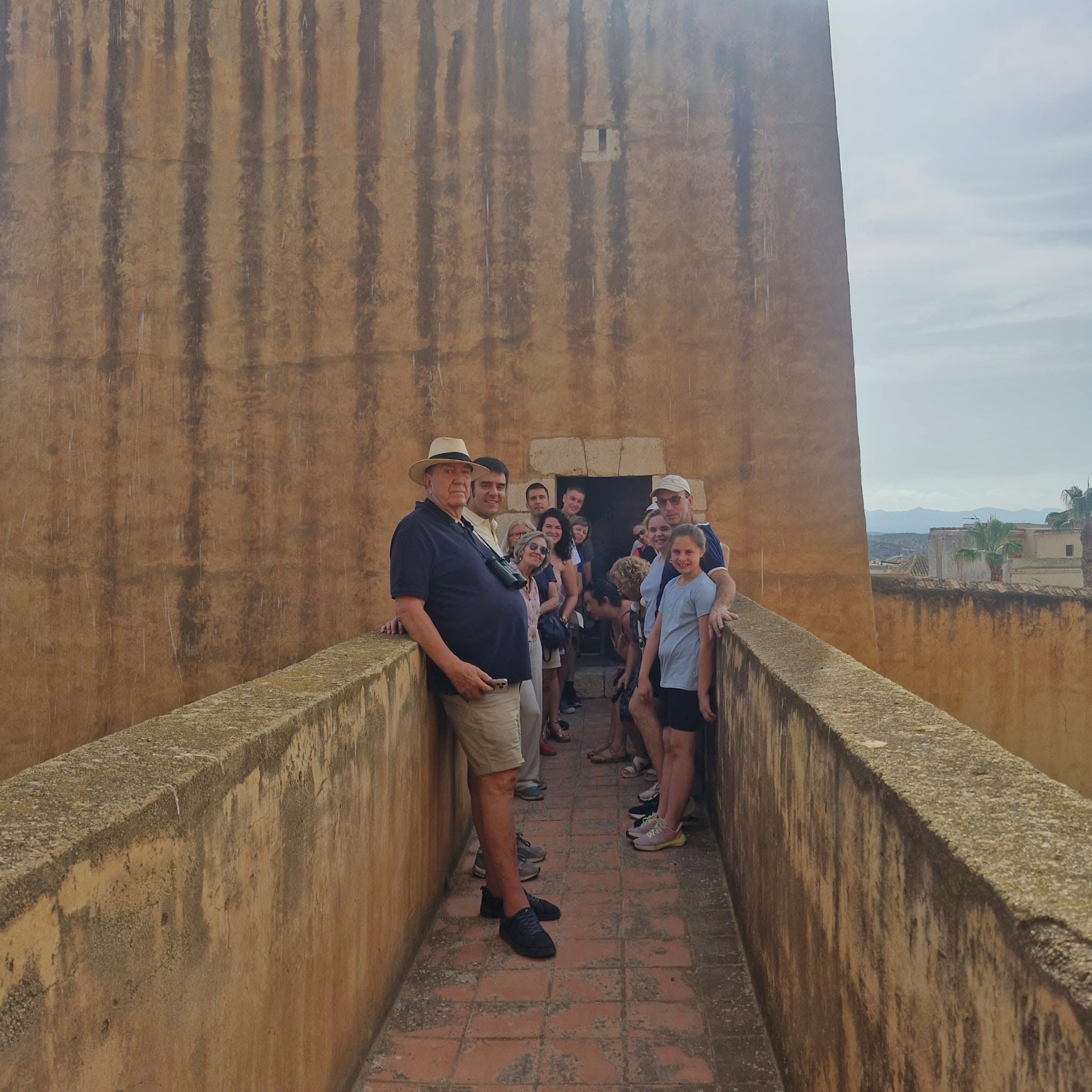 Visita Grafitos carcelarios Torre del Homenaje 