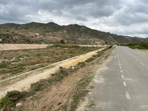 Corredor verde sostenible en el ciclocarril del embalse cuevano